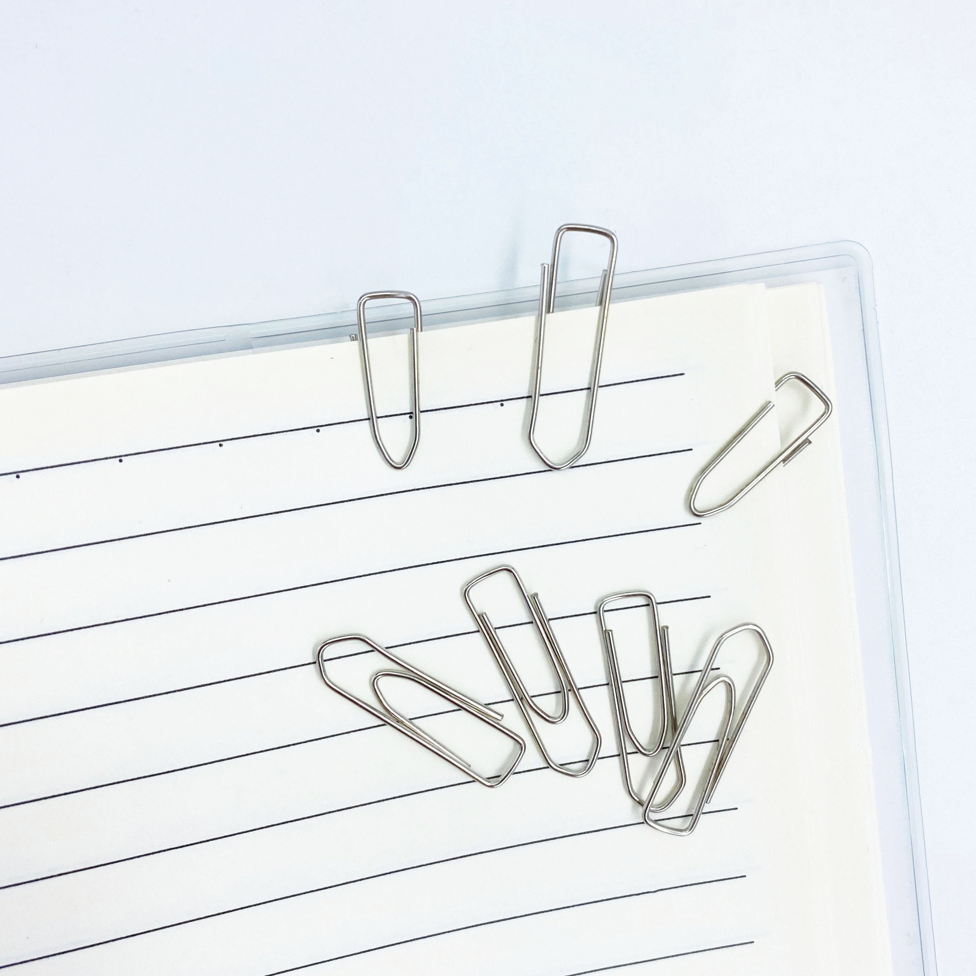 Wholesale paper clips, creative irregular-shaped paper clips, 25mm boat-shaped paper clips, metal paper clips, office stationery details Picture