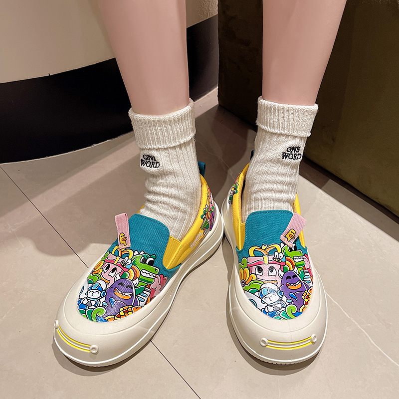 女式休闲单鞋实物图