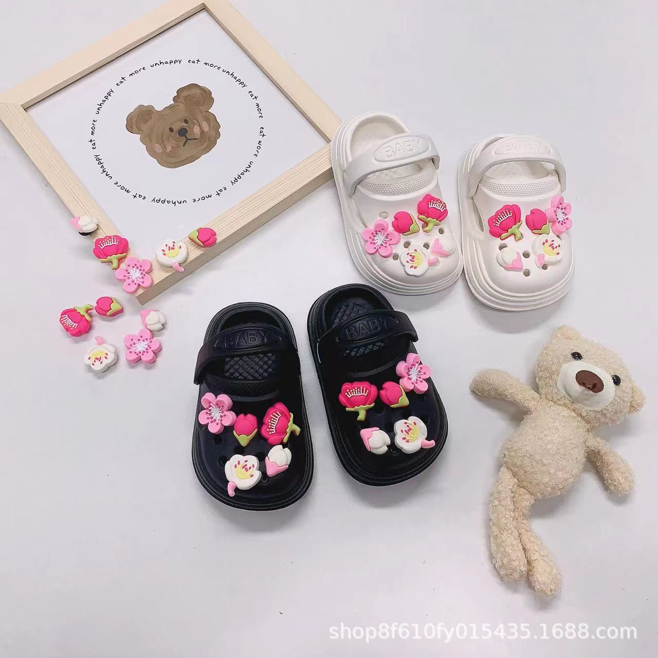 Cross-border children's Peach Blossom DIY Crocs Cartoon Summer anti-slip, cute outdoor soft-soled flip-flops for boys and girls Specification image