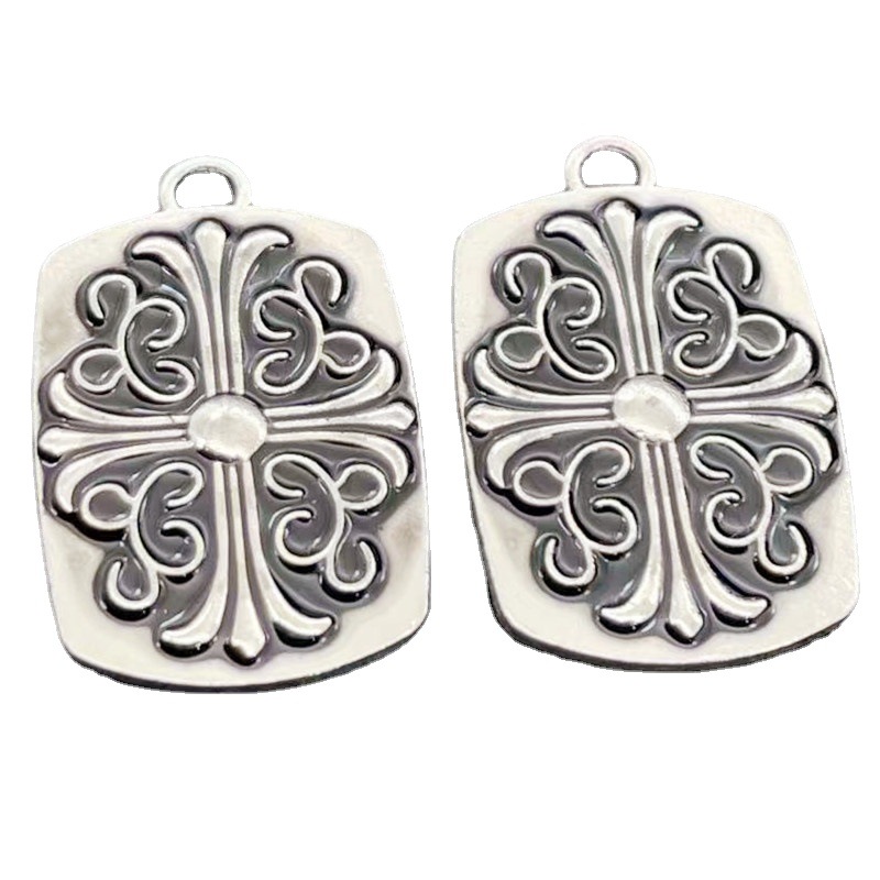 Kro 伈 glossy retro square cross necklace men hip-hop punk star street style necklace pendant manufacturer Item Picture