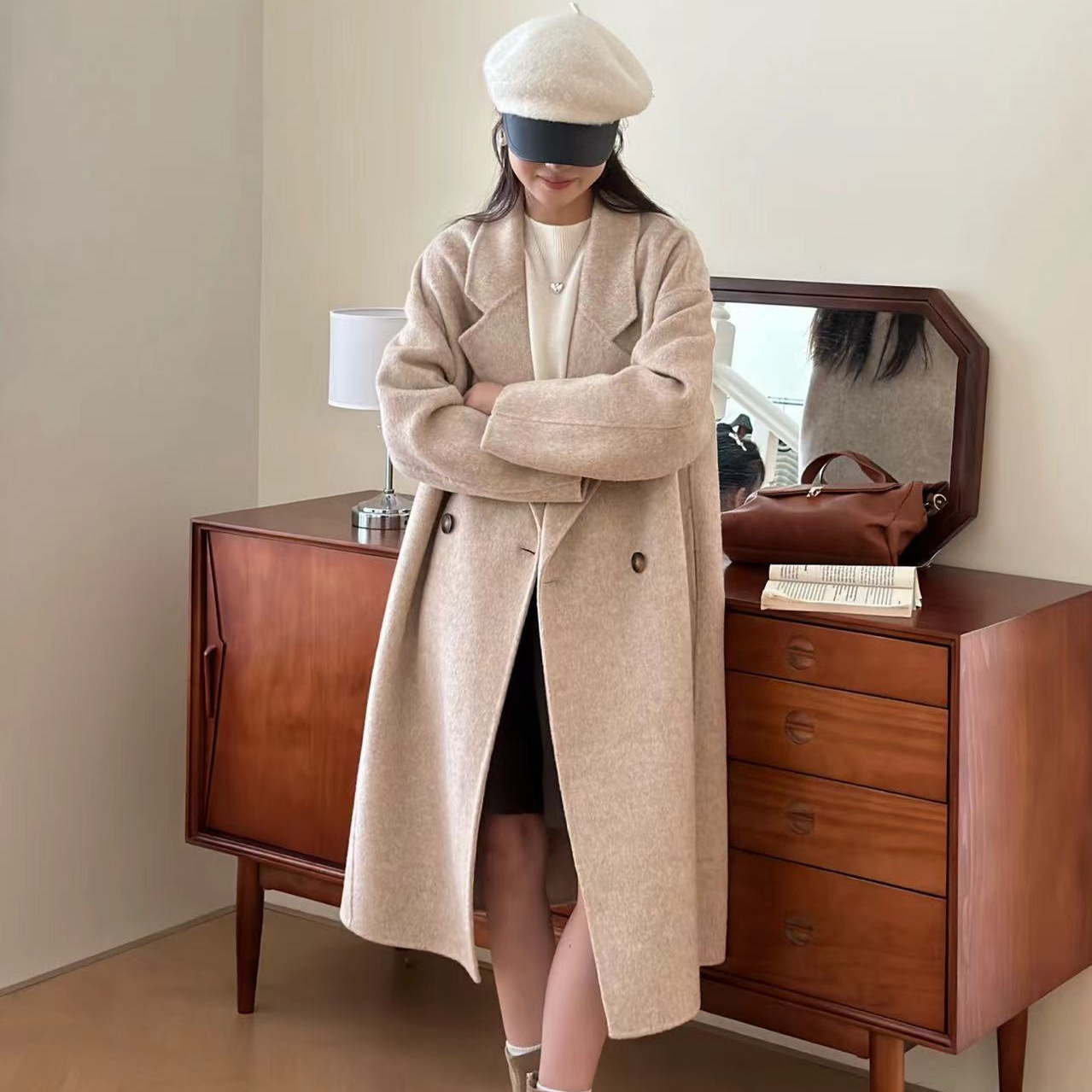 女式毛呢外套实物图