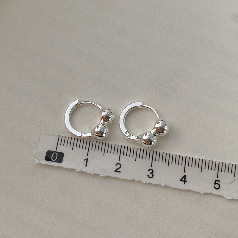 S925 Sterling Silver Spherical Earrings Niche Design Sense Fashion Personality Simple Temperament Commuter Everything Senior Buckle Female details Picture