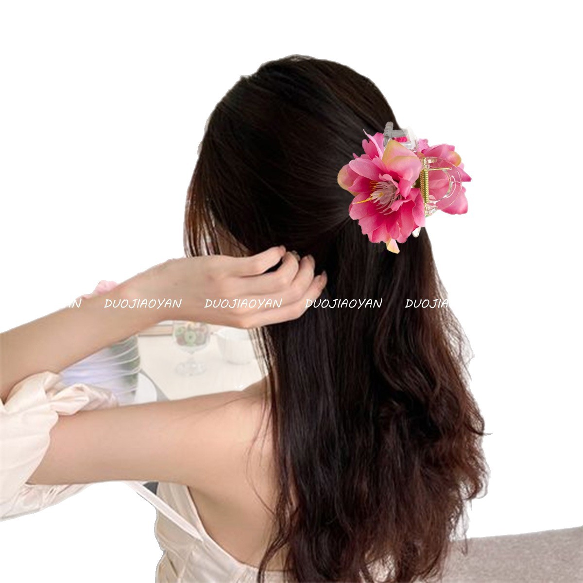 Spring and summer bestseller Camellia grab clip faux fabric high-end atmosphere hair accessory, vacation style semi-tied hair shark clip for women Item Picture