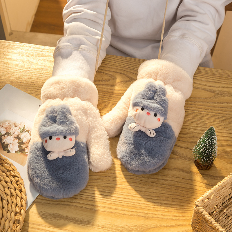 Winter cute Korean version of student cycling and driving warm, fleece and thickened windproof full-finger gloves for winter c Application Scenario
