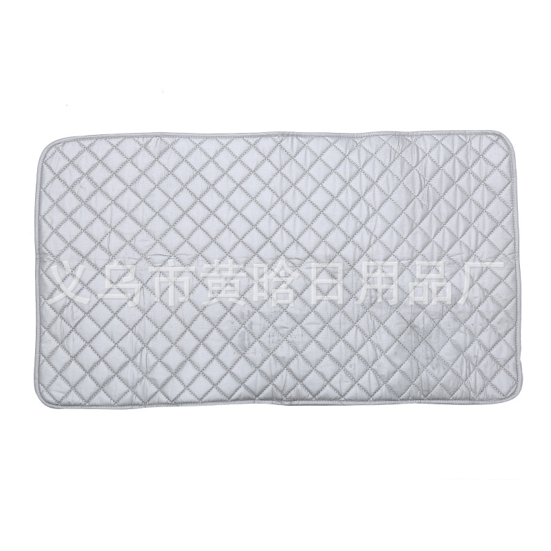 [Hold Jia] Thickened Heat Insulation Heat Resistant Steam Iron Ironing Pad Magnetic Foldable Ironing Pad Application Scenario