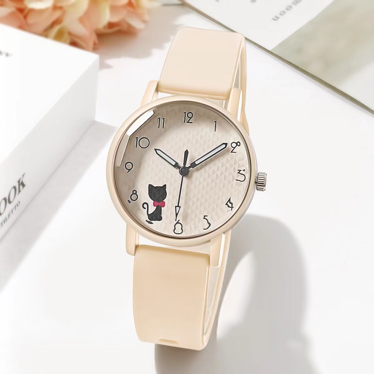 Jelly-colored ladies' wristwatch, silicone strap, student watch, trendy and fashionable gift watch, digital watch, ins style Application Scenario