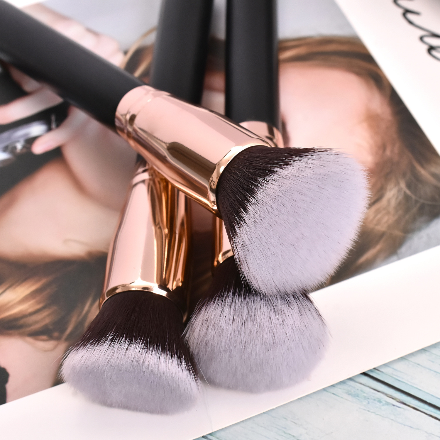 Manufacturer's in-stock best-selling single bb cream makeup brush, foundation brush, round head, slanted head, flat head loose powder brush, makeup tools Item Picture