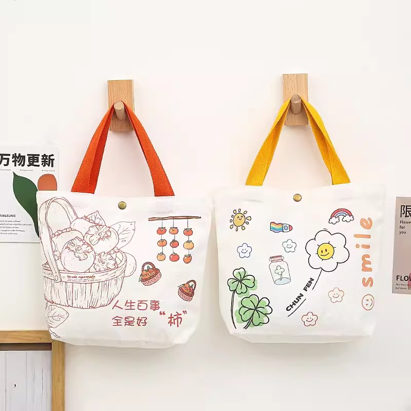 Souvenir canvas handbag, canvas bag, cloth bag, gift bag, birthday small bag, girls' canvas bag, kindergarten Application Scenario
