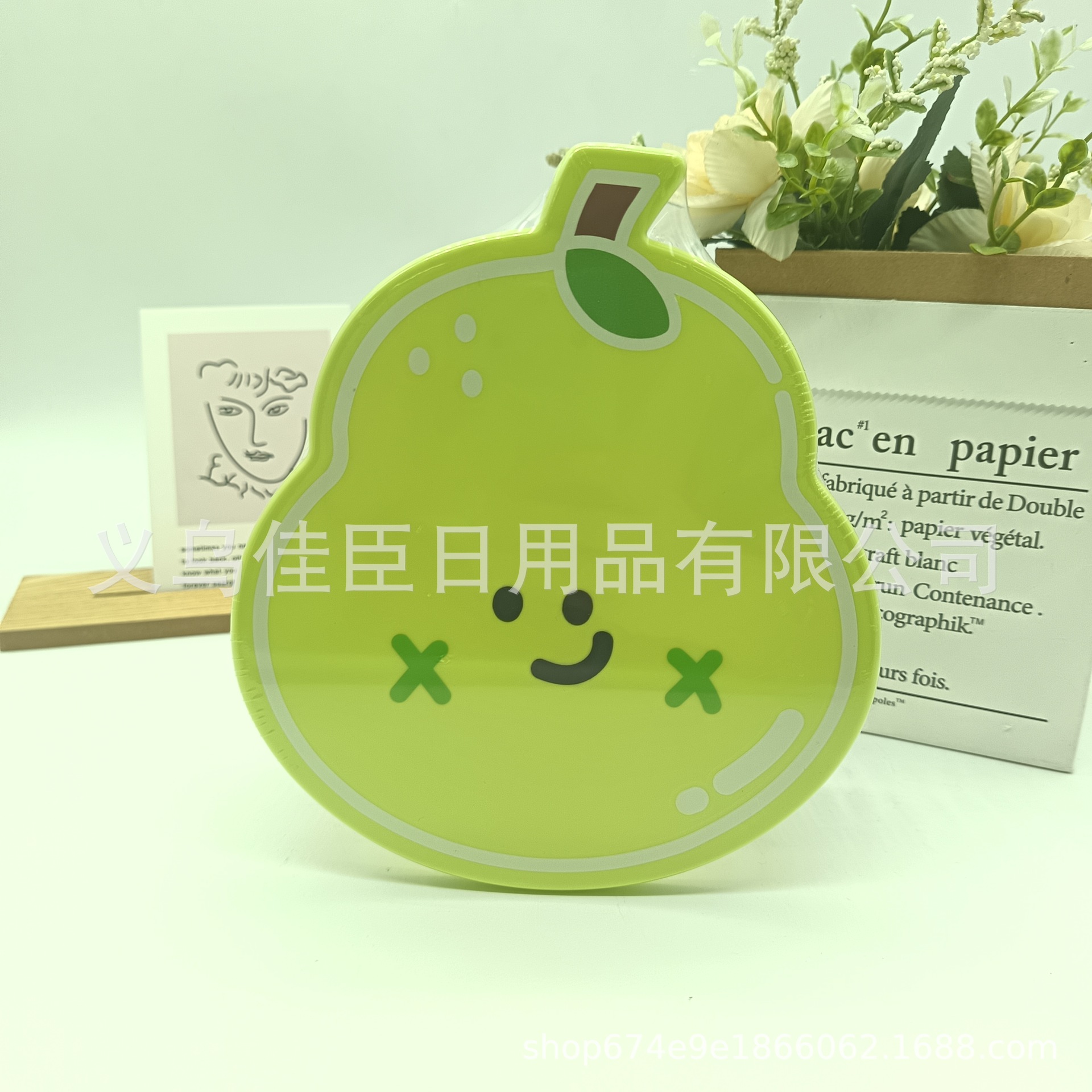Cross-border best-selling fresh-keeping box, family lunch box, cute pear shaped lunch box, high appearance level, storage bowl, bag lid, refrigerator storage details Picture
