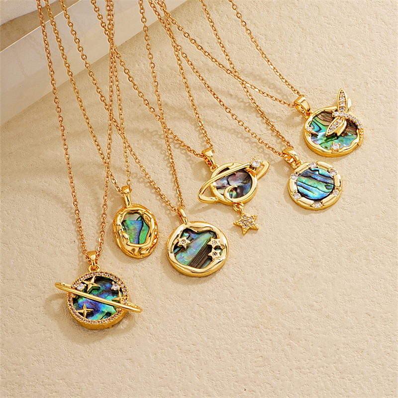 A high-end necklace with a unique 18K gold zircon, abalone, shell heart and heart-shaped planet, featuring cross-border designs from Europe and America