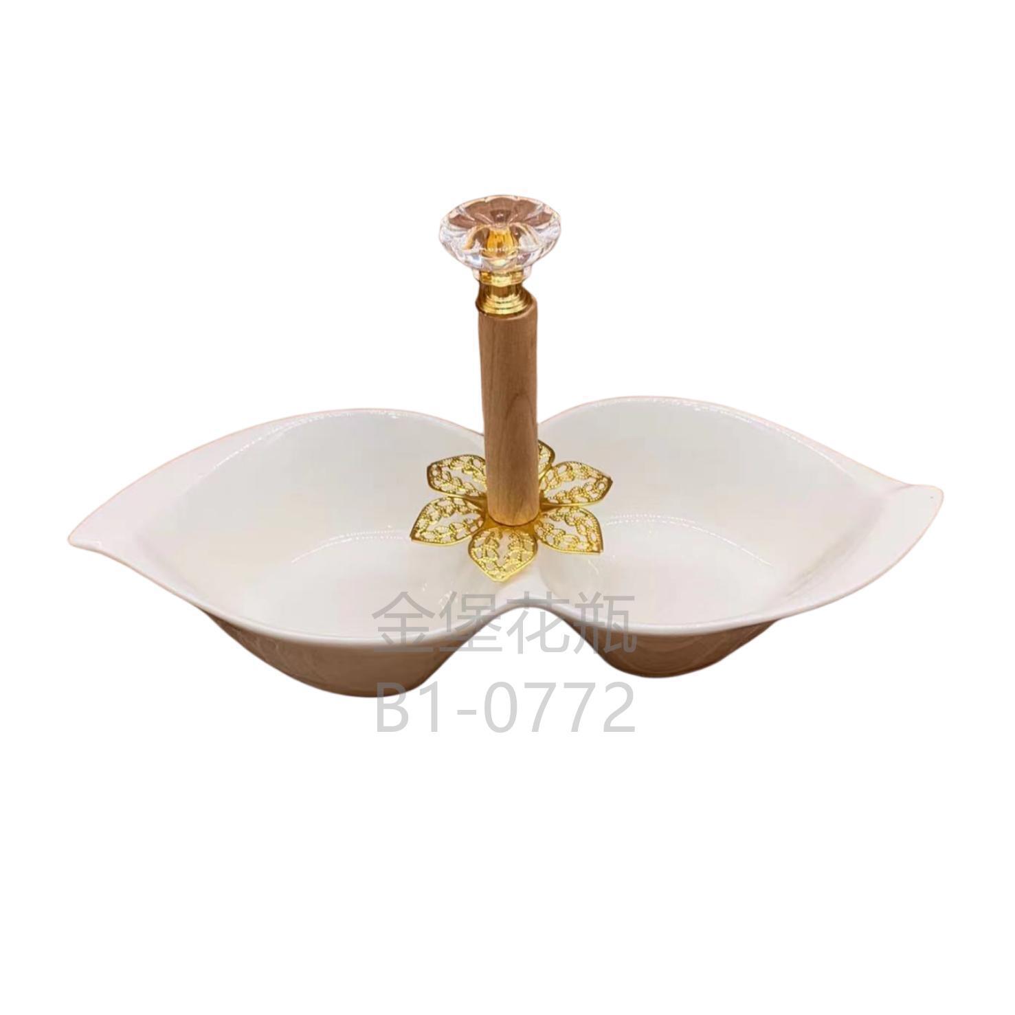 Pure white ceramic multi-compartment fruit plate design sense, three-compartment pure white fruit plate, hand-held restaurant food multi-compartment platter details Picture