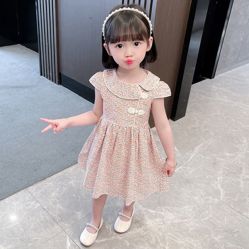 A trendy summer dress with floral prints for girls, a retro summer fashion princess dress for baby girls, and a popular little girl