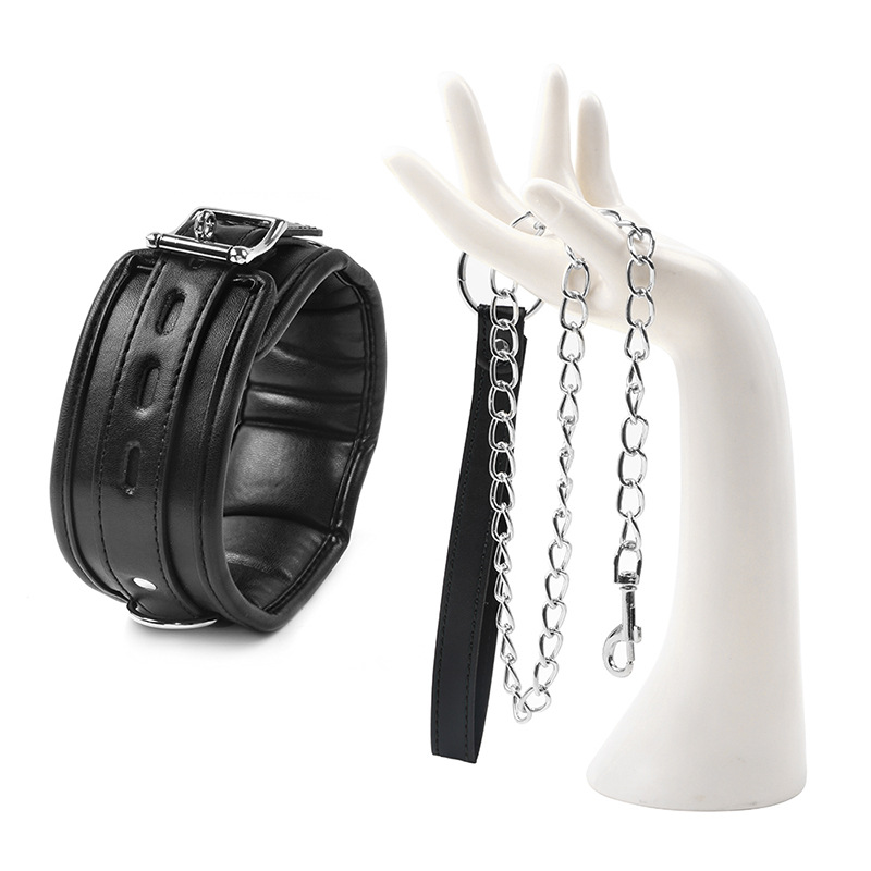 New bondage neck strap sm alternative toy dog chain black red envelope edge sponge collar adult sex toys Specification drawing