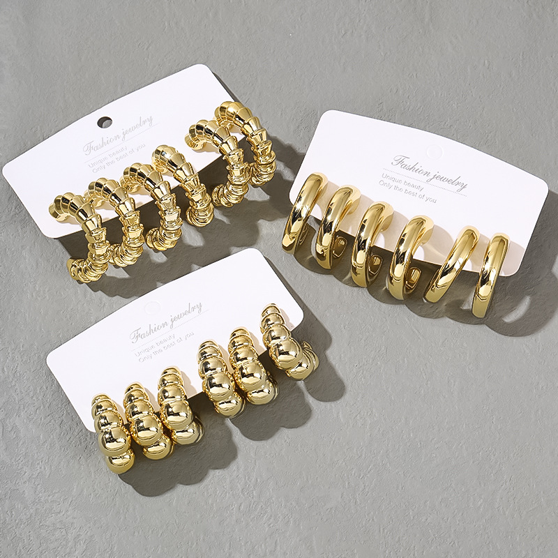 New cross-border European and American fashion, light luxury, niche design, irregular earrings, electroplated texture women's earrings details Picture