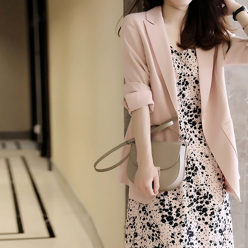 Estilo japonés ligero lujo temprano otoño nuevo 2022 OL commuter versátil un hilo hebilla dulce y fina rosa traje pequeño para mujeres details Picture