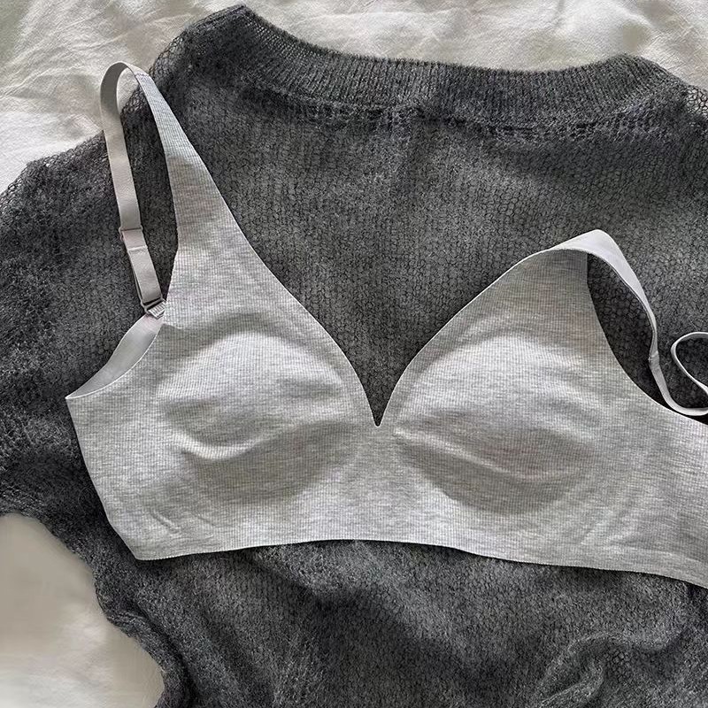 大胸显小内衣女无痕防下垂收副乳文胸美背秋冬薄款舒适女士