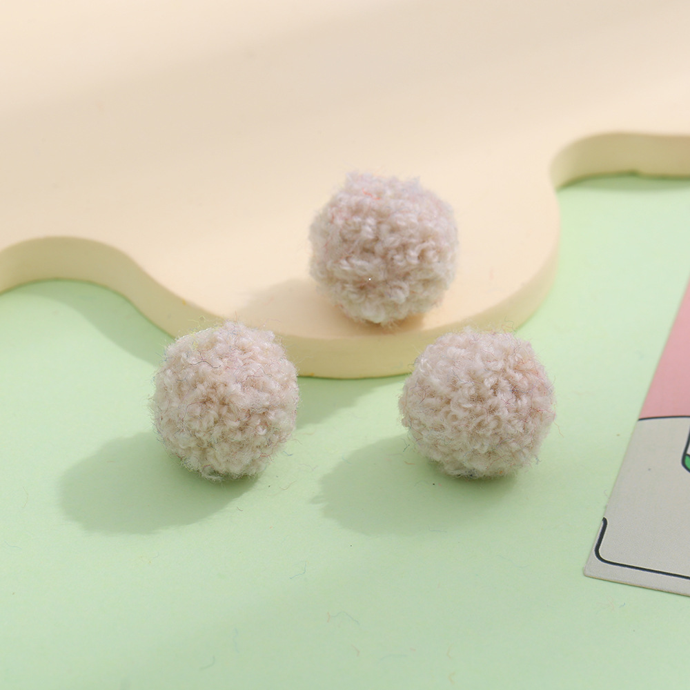 现货彩色羊羔毛绒球仿泰迪毛球 diy装饰挂件饰品配件服装辅料批发详情22