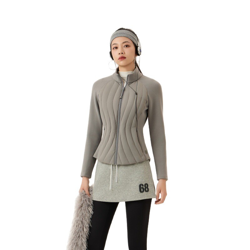 A new style of light and thin down jacket for women, with a slender waist and a slimming look. It is a short white duck down jacket for autumn and winter Item Picture