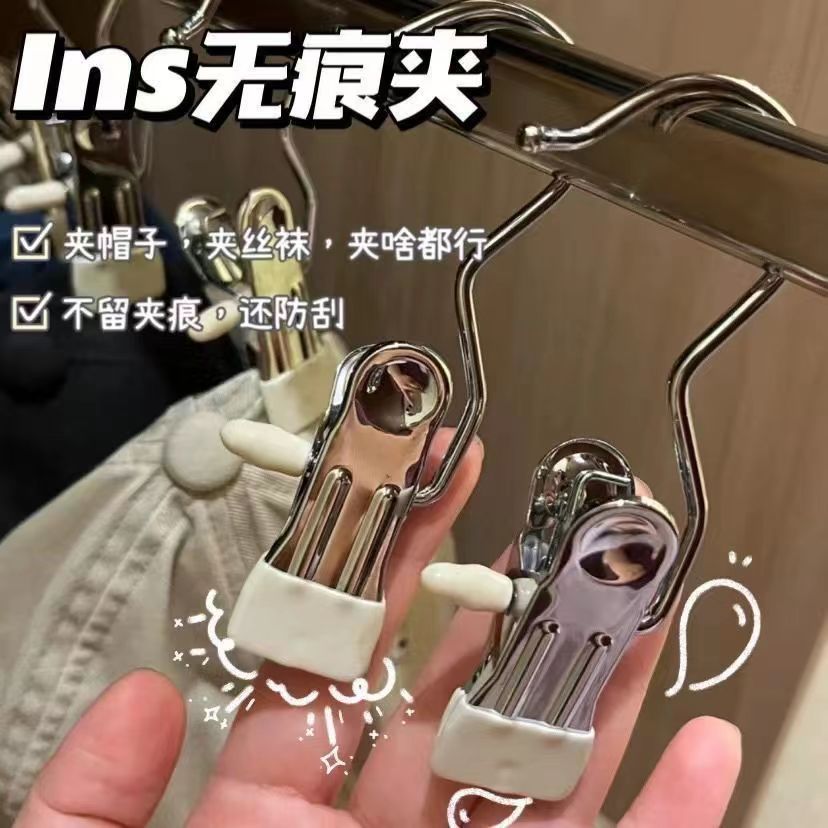 The manufacturer's multi-functional boot clip, metal chrome-plated anti-rust 3-shaped hook, anti-slip impregnated 3-shaped hook clip, sock clamp, and screwdriver are making a name for themselves Application Scenario