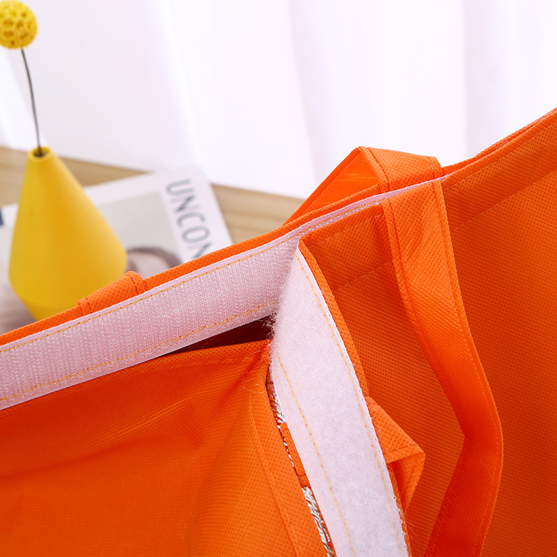 Customized thickened aluminum foil insulated tote bags for barbecue and fresh cakes with large capacity and film coating Application Scenario