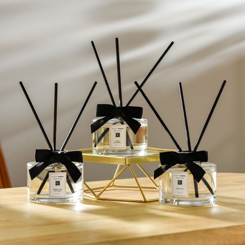 Niche incense for the bathroom, flameless incense, fresh and ladylike style, bow-shaped room decoration, aroma bottle, fresh air details Picture