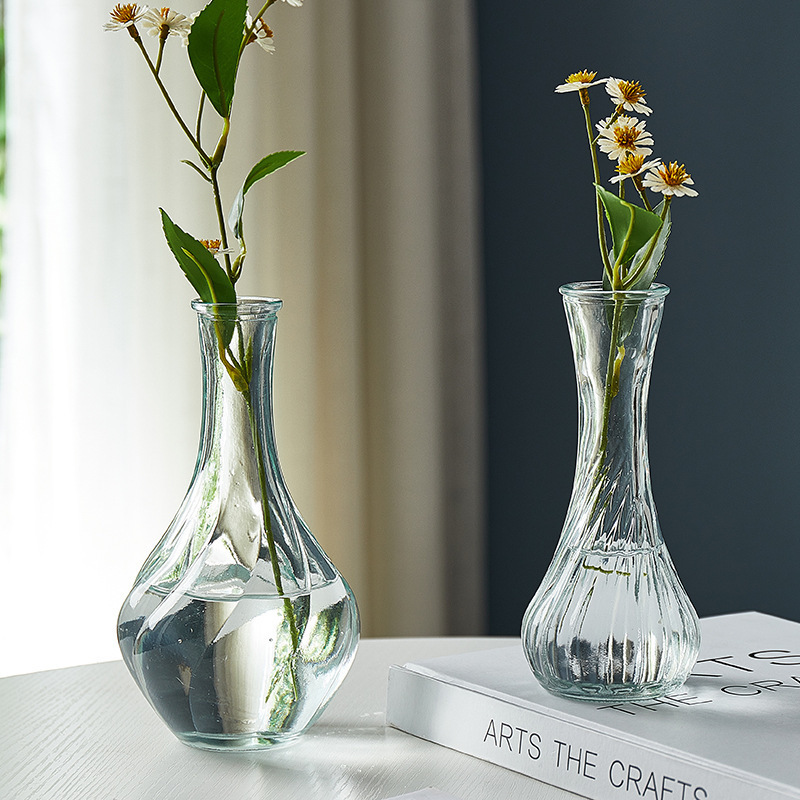 French Vintage Small Vase Embossed Glass High Appearance Level Sensen-Style Vase Transparent Hydroponic Flower Arrangement Living Room Decoration Vase details Picture