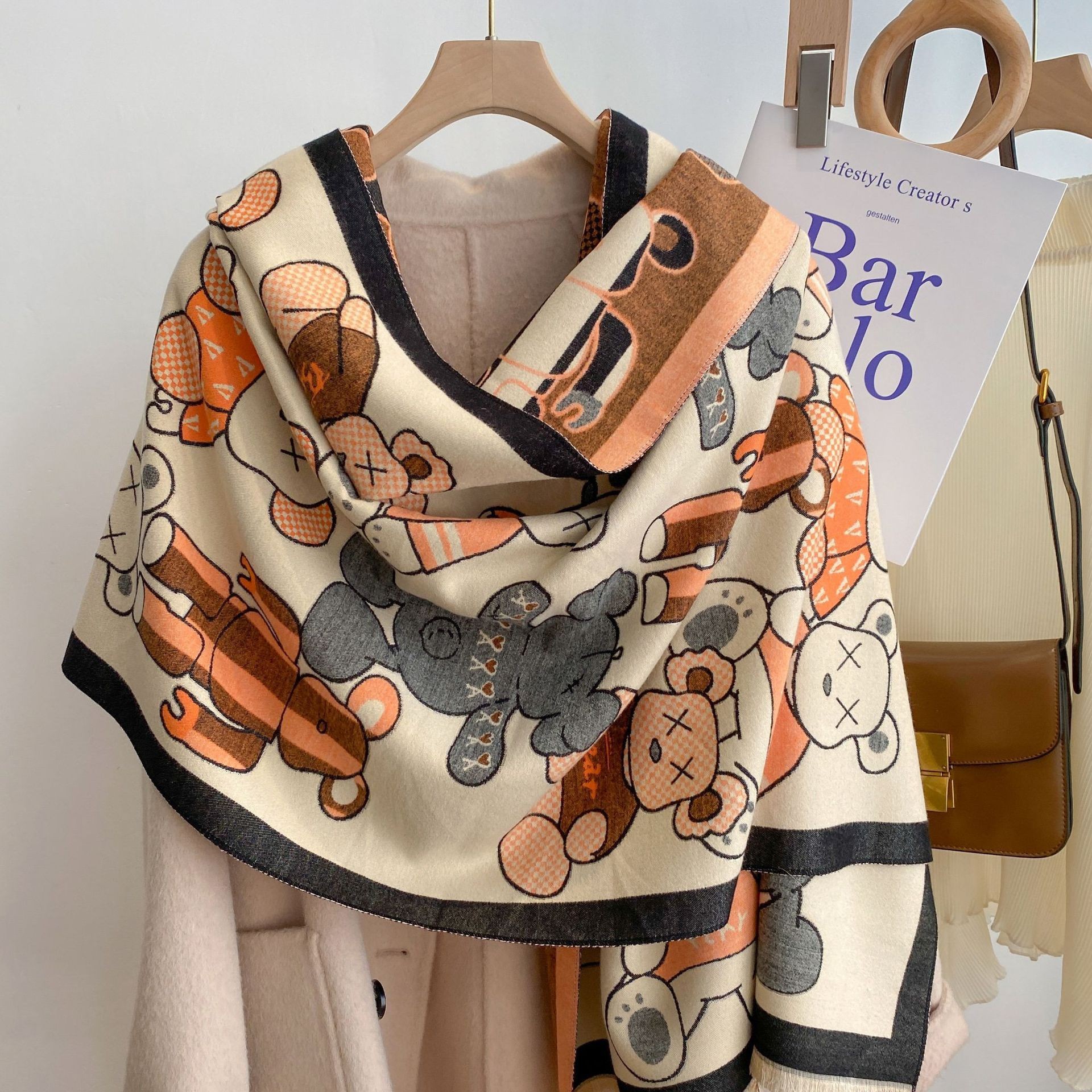 2022 Autumn And Winter New Shawl Explosion Fashion Brand Bear Imitation Cashmere Scarf Female Fashion All-In-One Manufacturers Direct Sales