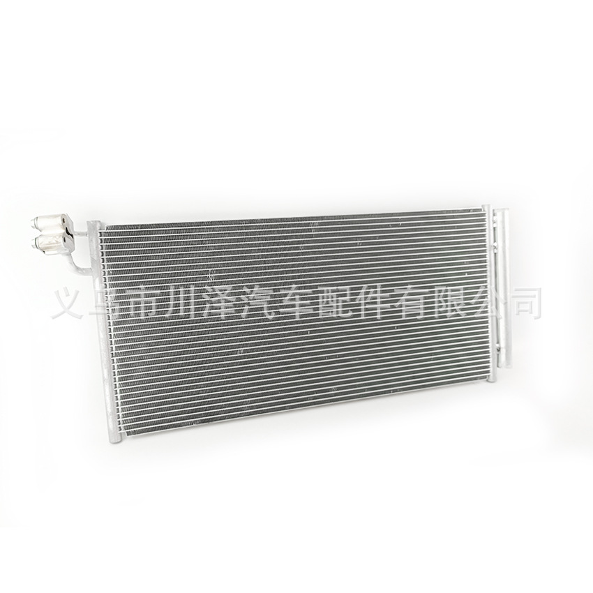 适用保时捷帕拉梅拉PARAMERA空调冷凝器冷却器散热器9A726039900细节图