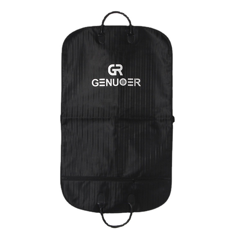 无纺布西装防白底实物图