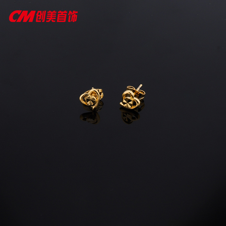 Chuangmei Jewelry's fairy-like heart-shaped earrings exude a retro and simple feminine charm with a design sense Specification image