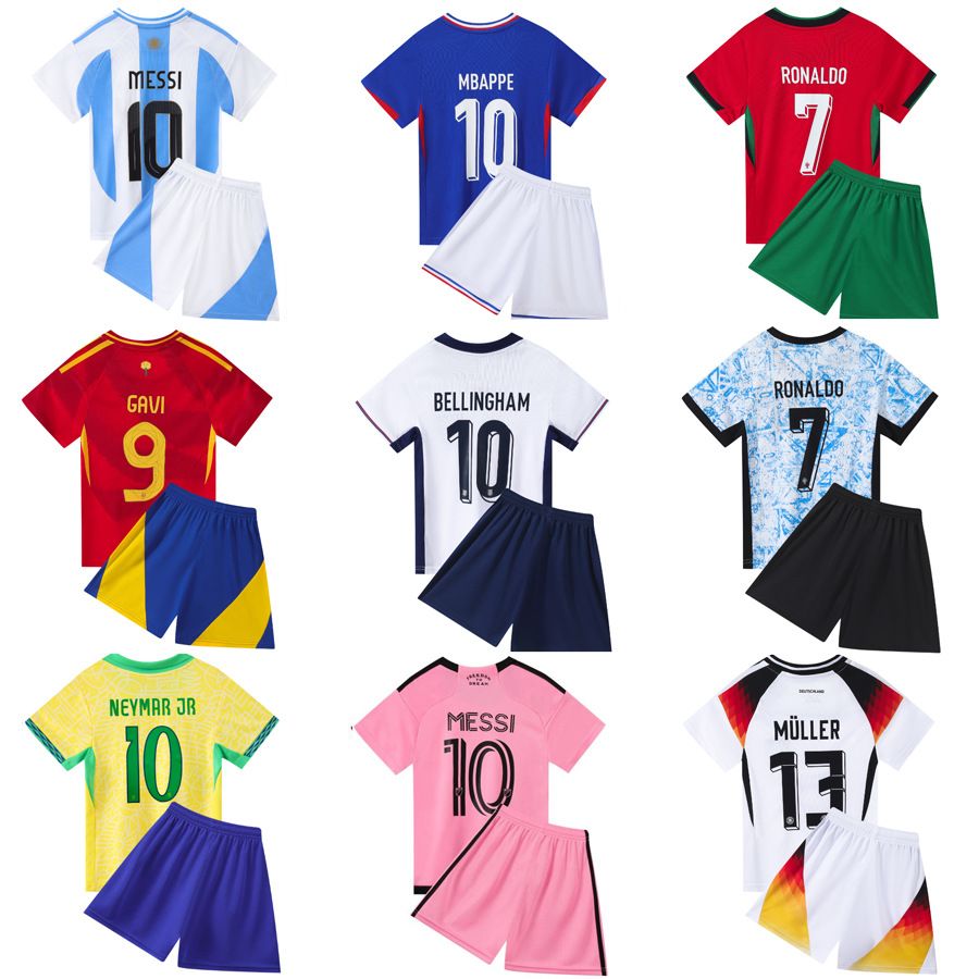 运动服/阿尔巴特白底实物图