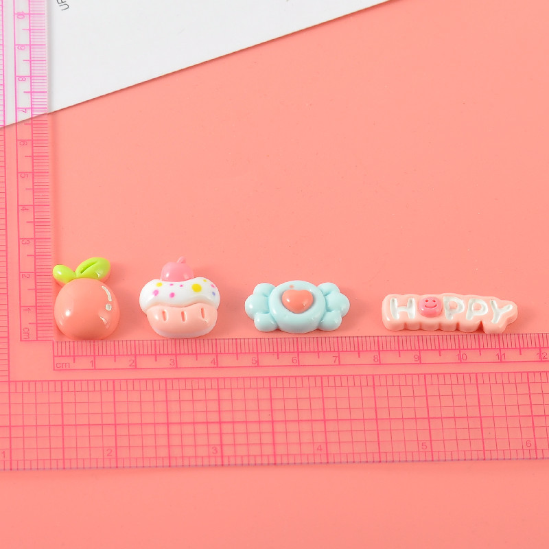 Mini cartoon shiny little rabbit diy cream glue, homemade phone case material, fridge magnet resin accessories wholesale Application Scenario