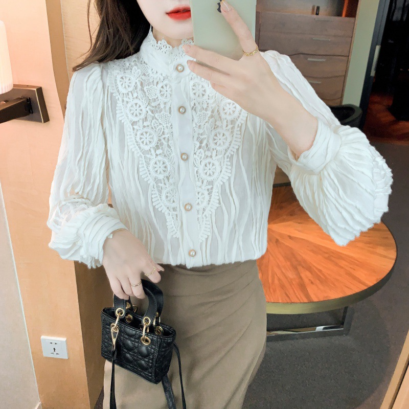 2022 Autumn/Winter new style fleece high-neck lace shirt chiffon shirt top, elegant base layer, fairy details Picture