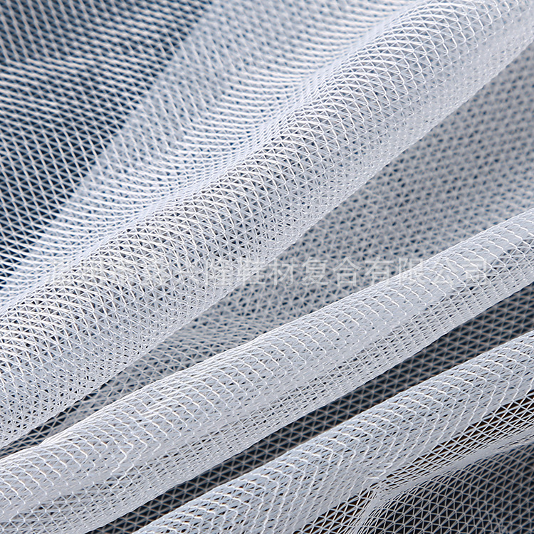 The manufacturer has in stock polyester laminated mesh fabric, inner lining fabric, sponge composite laminated shaping yarn, mesh mesh yarn and knitted fabric Specification image