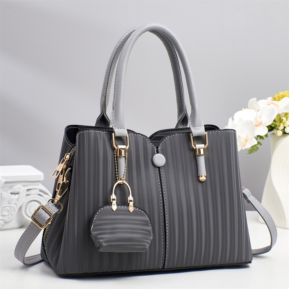 新款时尚女士手提气质通勤纯色单肩包简约流行大容 量斜挎包详情6