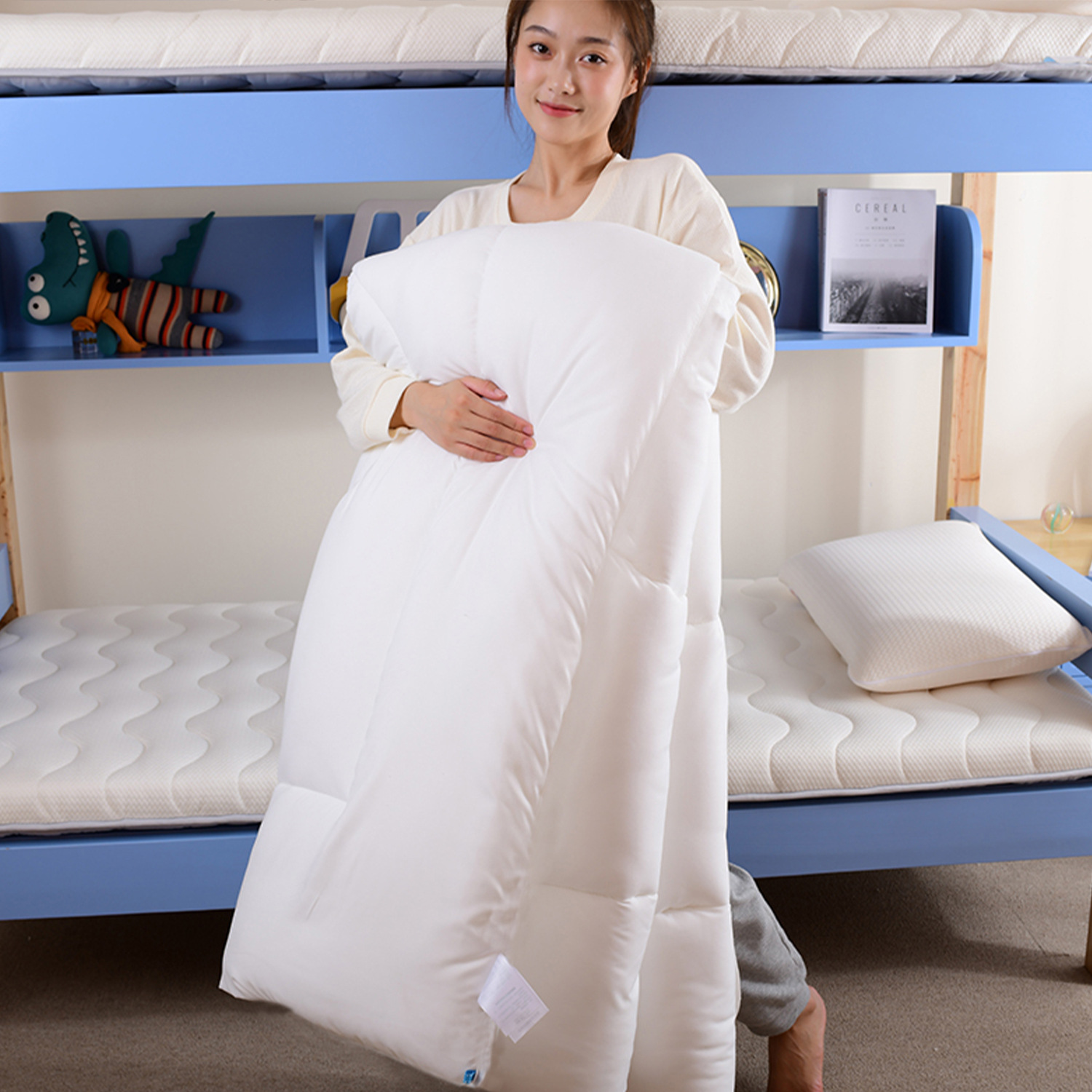Winter quilts, single beds for home use, warm in autumn and winter, thickened student dormitories, spring and autumn quilts with white cores, 90 beds for hotel use details Picture