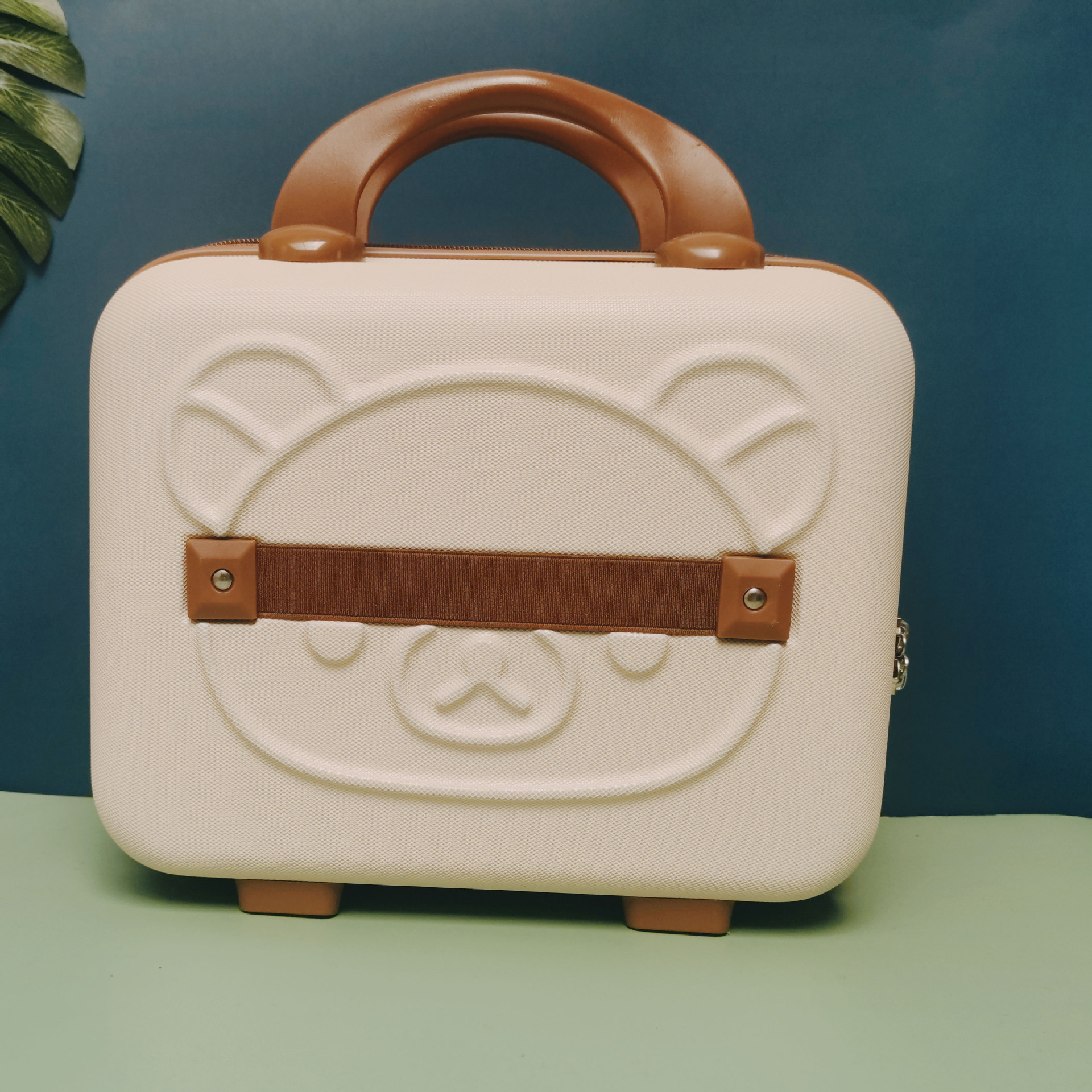 12化妆箱1细节图