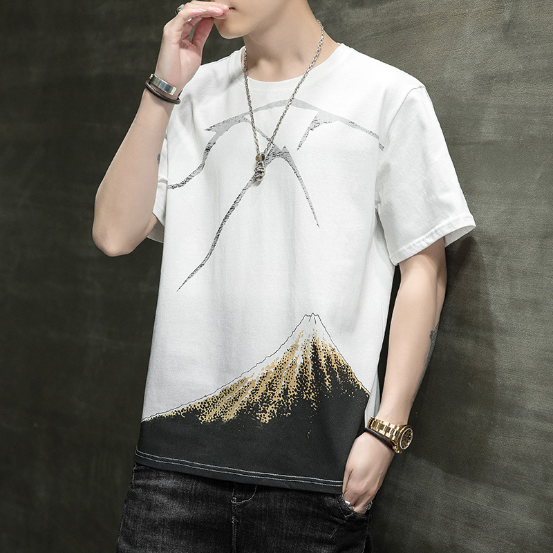 Short-sleeved T-shirt for men's summer trendy casual wear, half-sleeved shirt as a base layer, paired with printed trendy men's clothing details Picture
