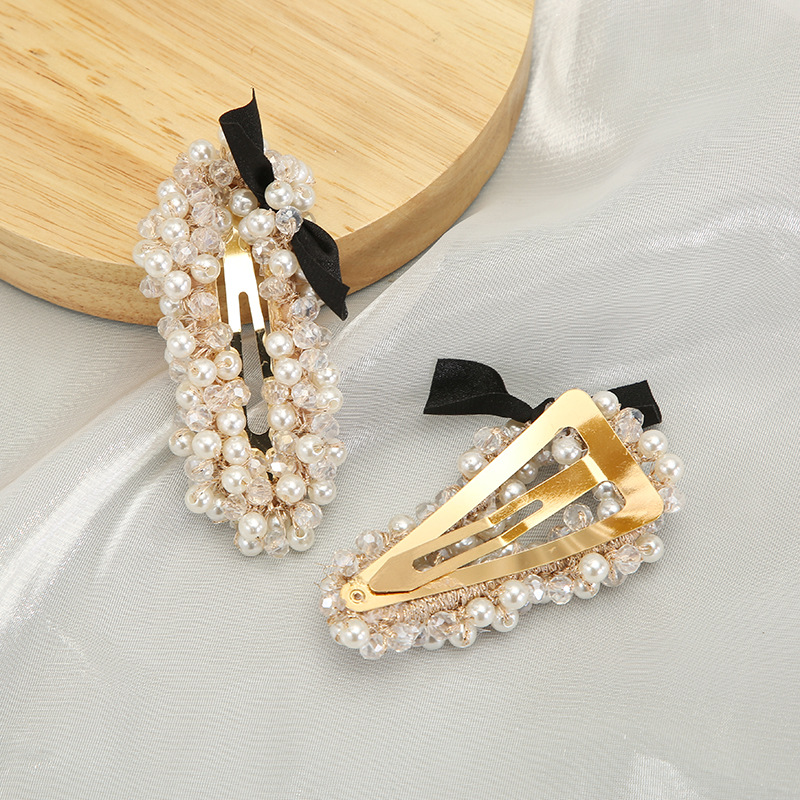 New pearl hair clips, retro small bow straight clips, fashionable Korean-style bangs clips, academic decorative hair clips, and other hair accessories details Picture