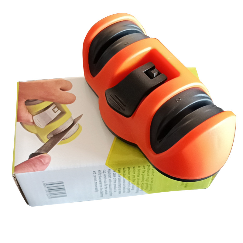 Mini suction cup whetstone, household kitchen knife small whetstone, kitchenware quick whetstone, whetstone for kitchen knives, stainless steel whetstone, whetstone rod, whetstone, kitchen small tools, whetstone tools Application Scenario