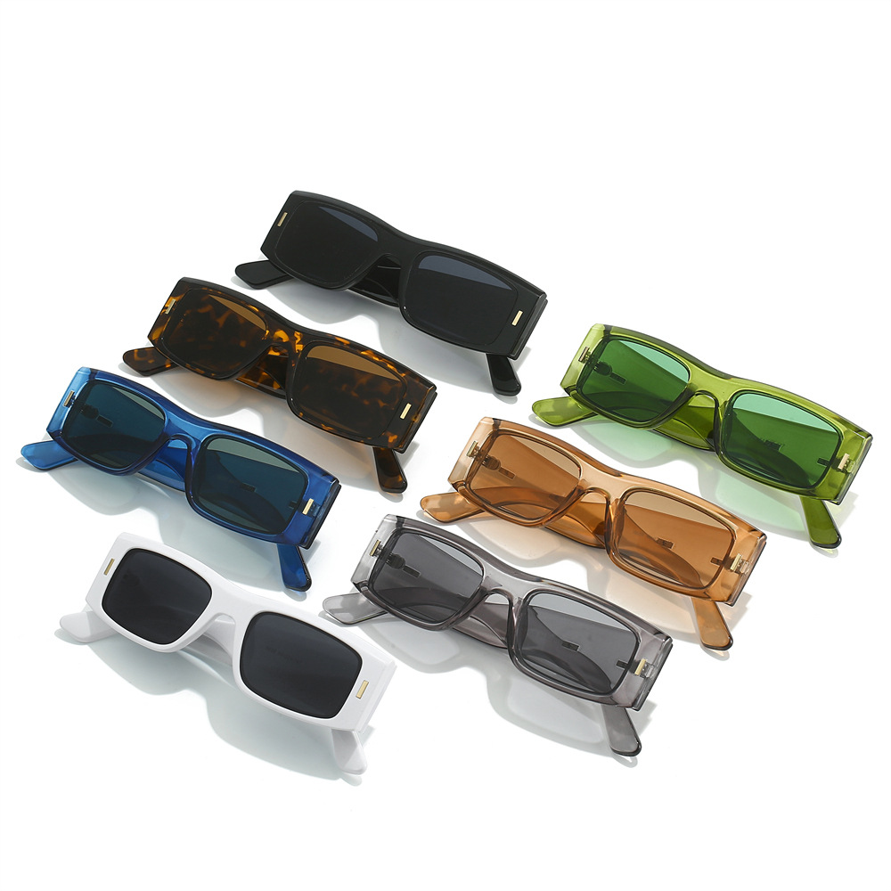 New square-framed sunglasses, European and American fashion square ins style, unisex personalized sunglasses, cross-border eyewear wholesale Application Scenario