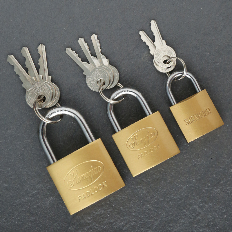 Old-fashioned lock, copper lock, universal safety door lock, stainless steel padlock, household anti-theft small copper lock, pure copper Chinese style Application Scenario
