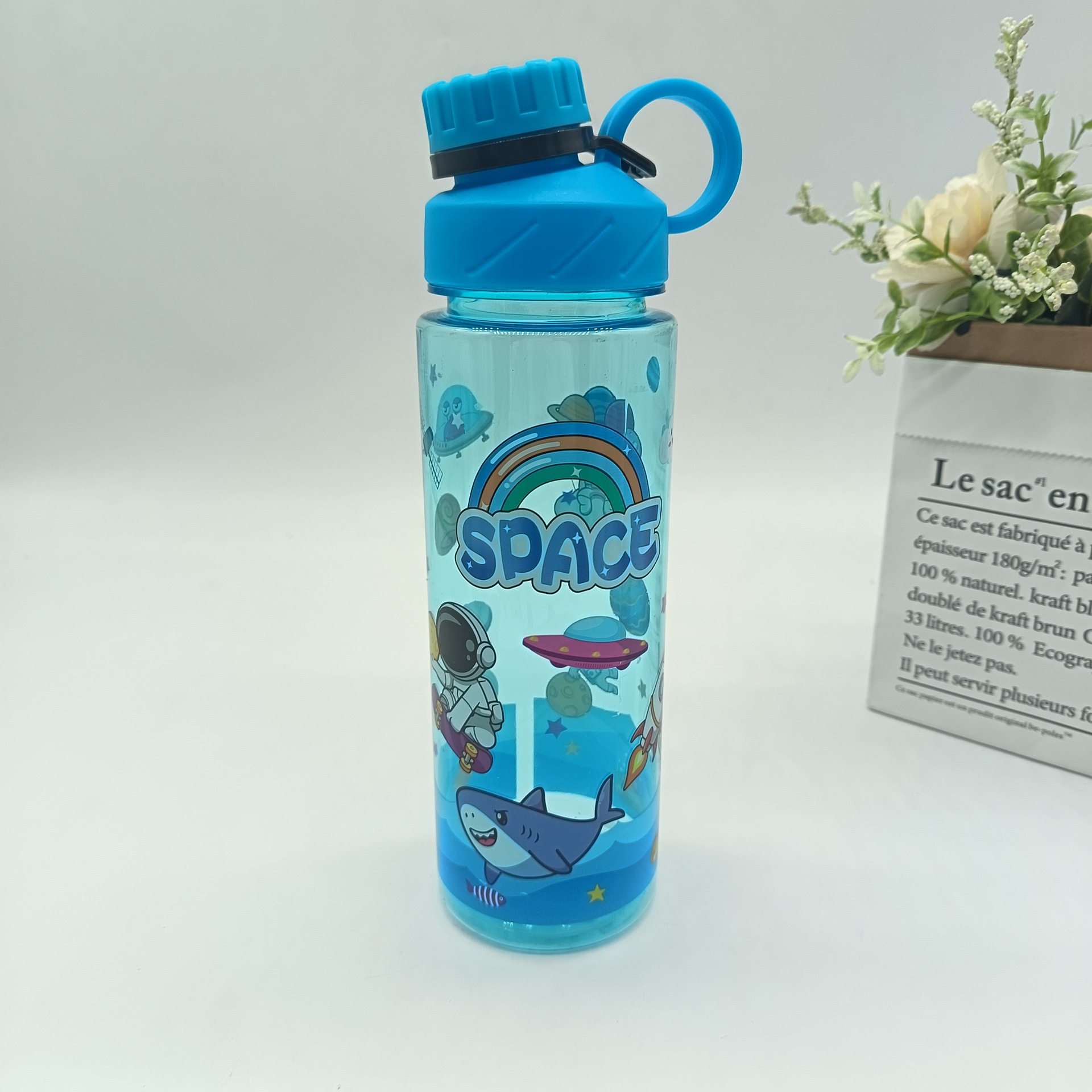 Cross-border best-selling summer space cup, direct drinking cup with screw cap, men's and women's drinking cup, high appearance level, portable sports water bottle full figure