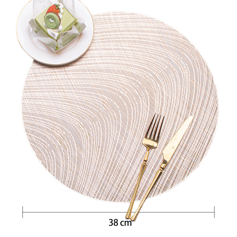 Nordic light luxury hollowed-out placemats, PVC table MATS, heat insulation MATS, Western placemats, gilded scallop round placemats, restaurants and hotels Item Picture