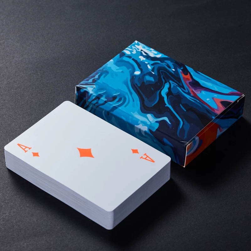 厂家批发广告扑克防水黑芯扑克牌棋牌室休闲专用扑克牌魔术扑克