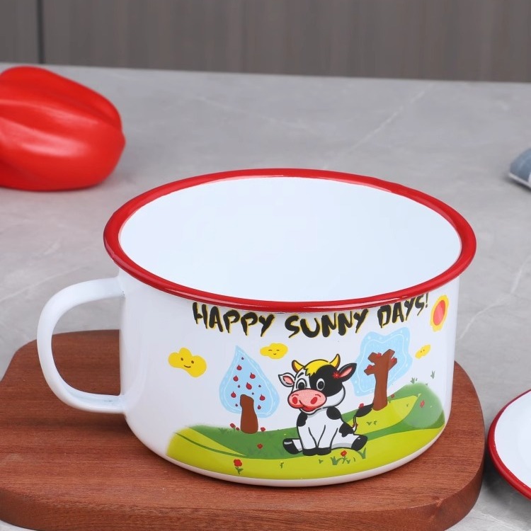 Red-rimmed old-fashioned enamel instant noodle bowl with lid, thickened student fast food cup, cafeteria tea and rice bowl, lunch box, nostalgic soup bowl Application Scenario
