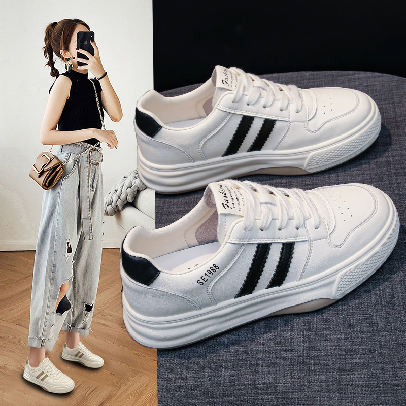 立伦小白鞋女2024年夏季新款休闲运动鞋子百搭学生平底港风板鞋潮