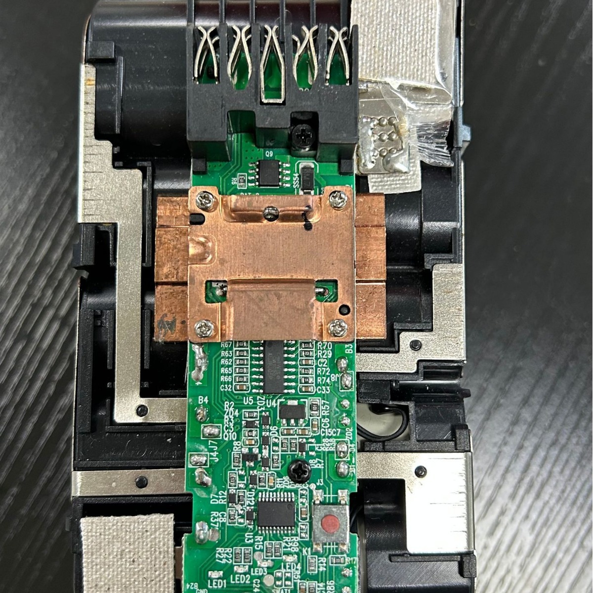 Alternative to Milwauke/ mivochi M18 lithium battery pack protection board with communication programmable