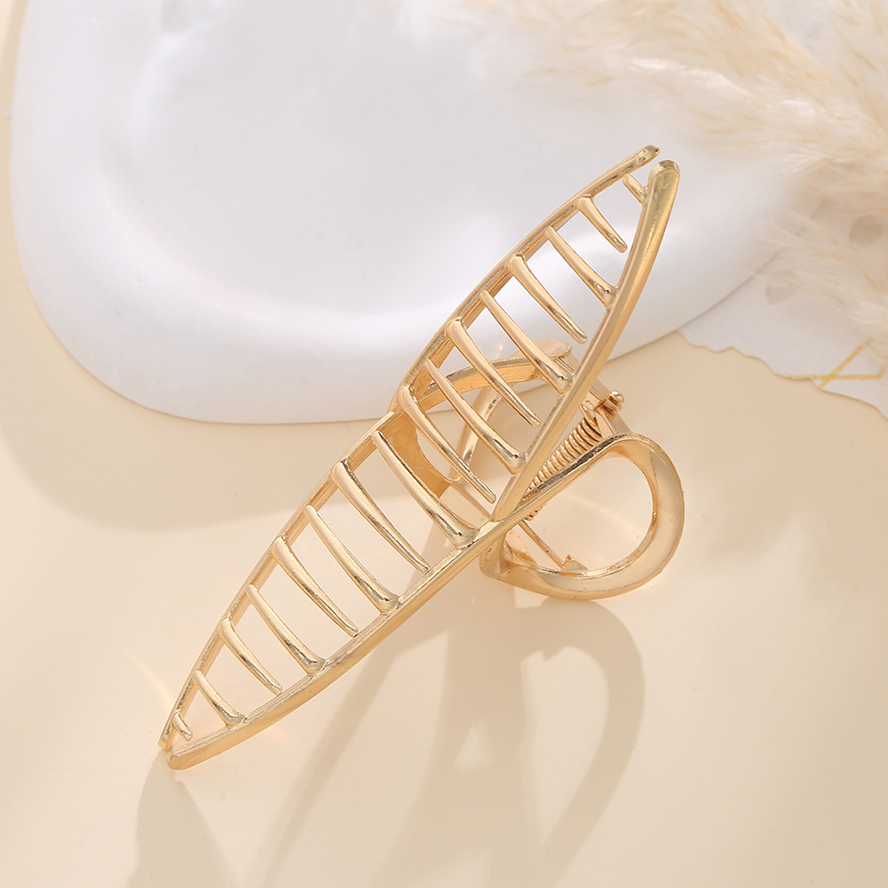 Extra-large shark clip, high-end metal hair clip, women's summer hair clip, back of the head, elegant clip headwear details Picture