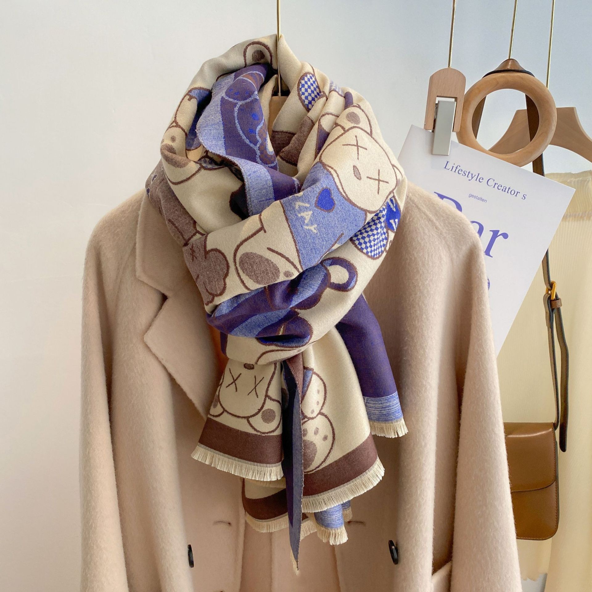2022 Autumn And Winter New Shawl Explosion Fashion Brand Bear Imitation Cashmere Scarf Female Fashion All-In-One Manufacturers Direct Sales Specification drawing